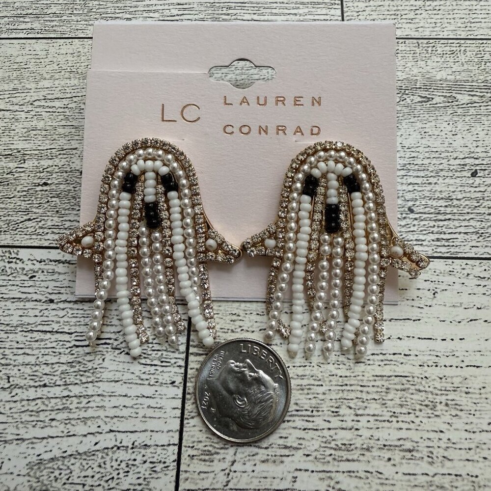 LC Lauren Conrad Cute Halloween Beaded Ghost Pierced Earrings New - Picture 3 of 4
